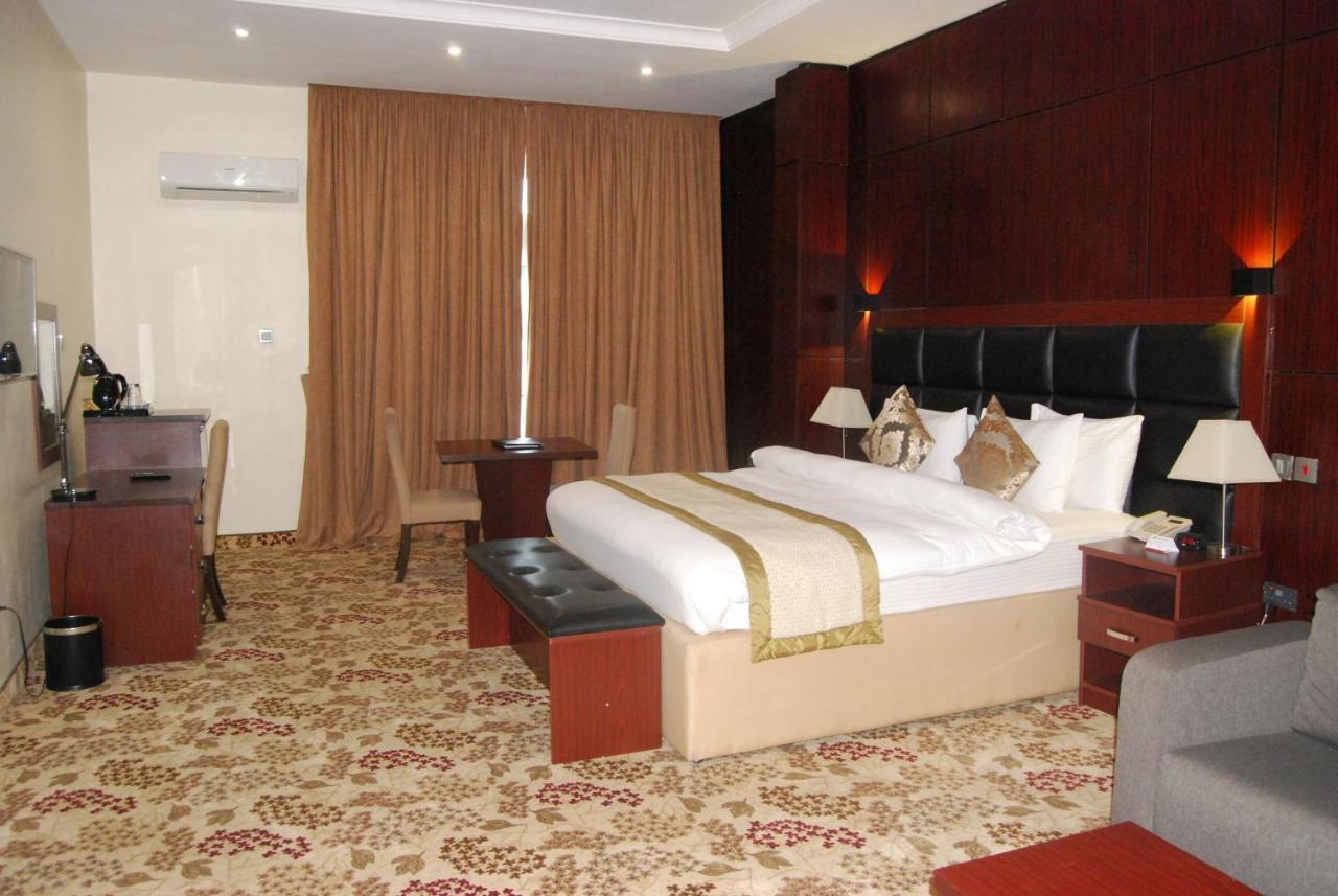 Best Western Plus Enugu Eksteriør billede