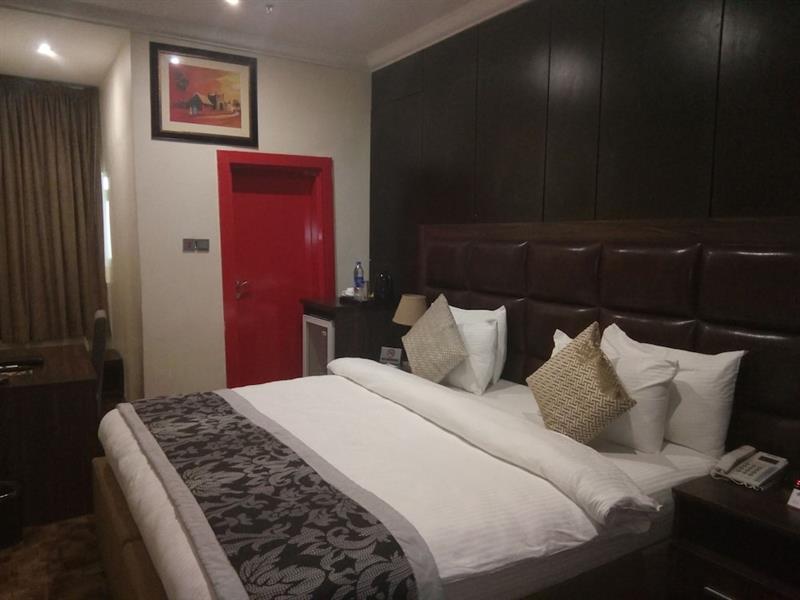 Best Western Plus Enugu Eksteriør billede
